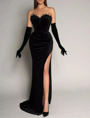Wholesa Mermaid / Trumpet Evening Gown Vintage Dress Formal Masquerade Sweep / Brush Train Sleeveless Strapless Black Dress Velvet with Ruched Slit No With Gloves