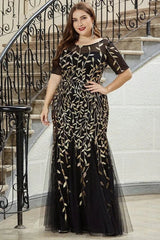 Plus Size Elegant Long Evening Dress With Lace Appliques