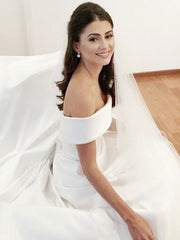 Aimishang  A-Line/Princess Off-the-Shoulder Sleeveless Sweep/Brush Train Ruffles Satin Wedding Dresses