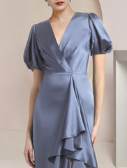 Aimishang A-Line Mother of the Bride Dress Formal Wedding Guest Party Elegant V Neck Sweep / Brush Train Satin Short Sleeve with Cascading Ruffles