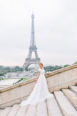 Romantic White V-Neck A-line Lace Chiffon Wedding Dress
