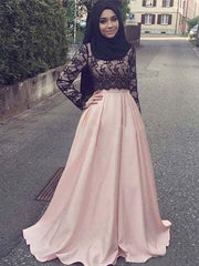 Scoop Neck Sweep Train Applique Satin Muslim Dresses