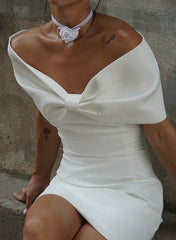 Aimishang Elegant Sheath Off-The-Shoulder Sleeveless Satin Short Mini Wedding Dress With Bow
