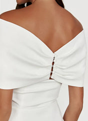 Aimishang Elegant Sheath Off-The-Shoulder Sleeveless Satin Short Mini Wedding Dress With Bow