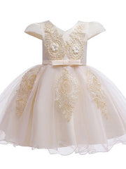 Short Sleeve V Neck Flower Girl Dresses with Tulle Sash Ribbon and Bow Appliques