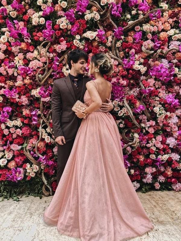 Sleeveless V-Neck Sweep/Brush Train With Beading Chiffon Dresses