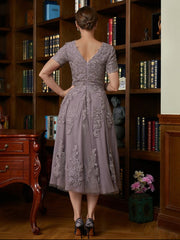 Aimishang A-Line/Princess Chiffon Lace Scoop Short Sleeves Tea-Length Mother of the Bride Dresses