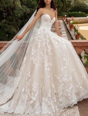 Wholesa Engagement Formal Wedding Dresses Ball Gown Sweetheart Strapless Court Train Lace Bridal Gowns With Appliques