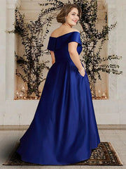 A-Line Mother of the Bride Dress Plus Size Elegant V Neck Sweep / Brush Train Satin Short Sleeve