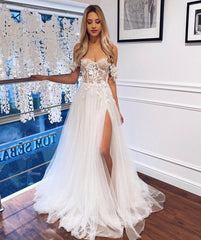 White Off-the-Shoulder A Line Boho Wedding Dress with Lace