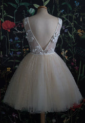 Champagne V-Neck Lace Short Prom Dresses, A-Line Mini Party Dresses