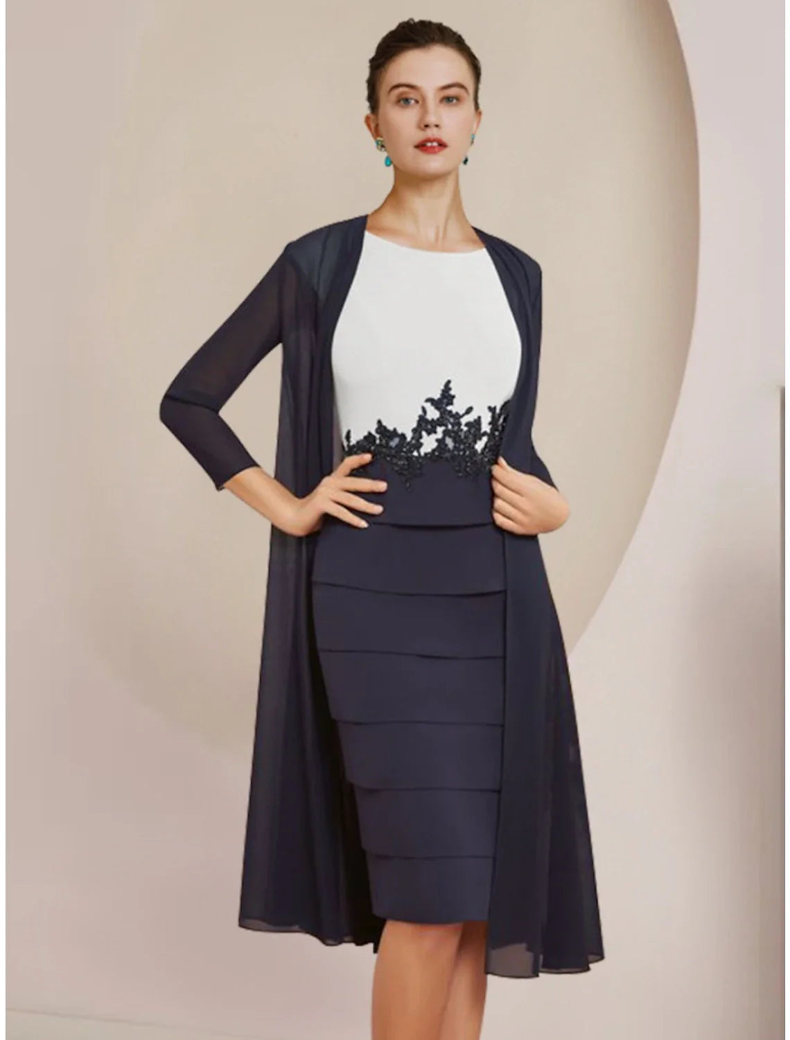 Aimishang  Two Piece Sheath / Column Mother of the Bride Dress Wedding Guest Elegant Petite Scoop Neck Knee Length Chiffon Lace Long Sleeve with Ruching