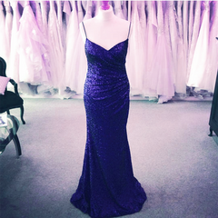 Long Burgundy Sequins V Neck Mermaid Bridesmaid Dresses