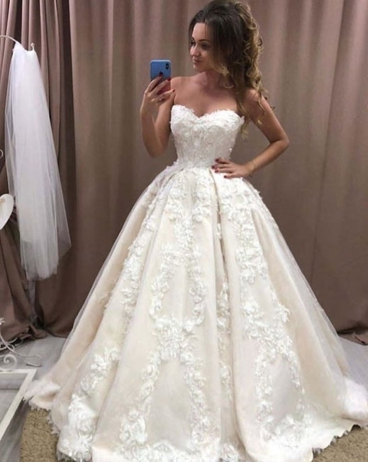 Chérie Satin Une Ligne Appliques Fleur Robe De Mariée Ivoire