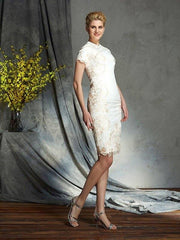 Sheath/Column Jewel Lace Short Sleeves Short Lace Mother of the Bride Dresses - RongMoon