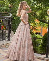 A-line/Princess Prom Dresses Glitter Scoop Neckline