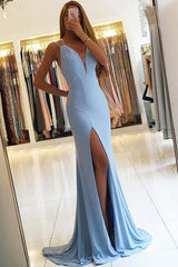 Trumpet/Mermaid V-neck Sky Blue Sweep Train Evening Dress with Split Front