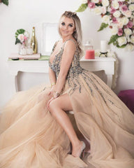 Plus Size Evening Dresses Long Tulle V-neck Prom Gowns Sequin Beaded