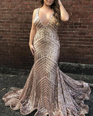 Luxurious Sequins V-neck Mermaid Prom Dresses 2019