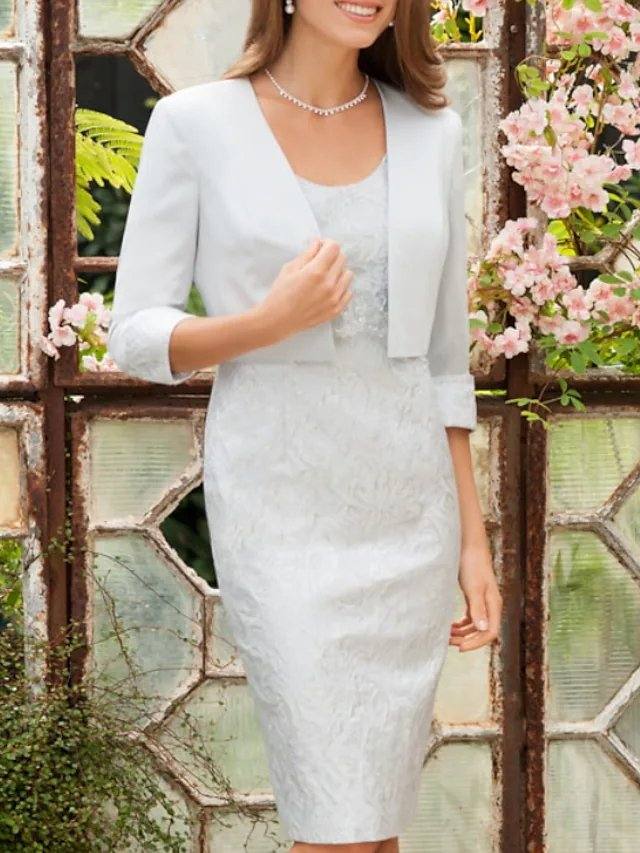 Two Piece Sheath / Column Mother of the Bride Dress Elegant Scoop Neck Knee Length Stretch Fabric Half Sleeve with Appliques - RongMoon