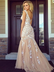 Sheath/Column Sleeveless Bateau Tulle Applique Floor-Length Dresses - RongMoon