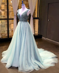 Luxurious Pearl Beaded V Neck Tulle Prom Dresses Long - RongMoon