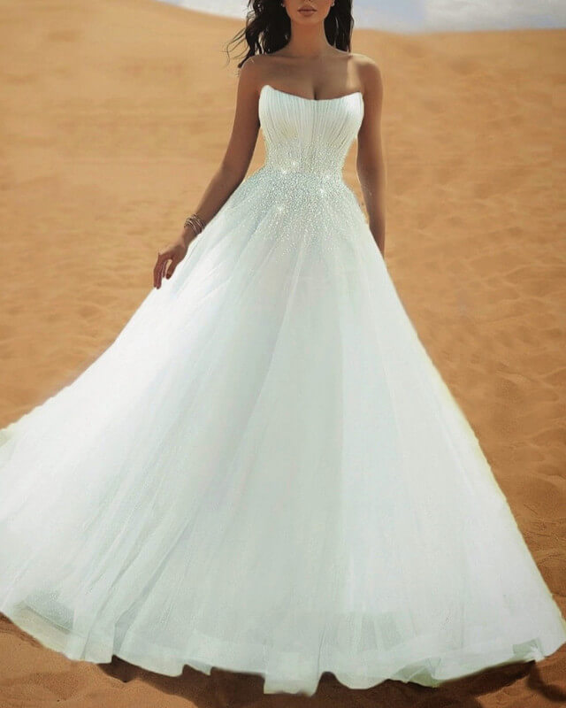LongTulle Strapless Dress With Sparkles