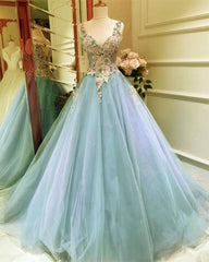 Tulle Ball Gown V Neck Appliques Dress - RongMoon