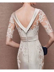 Sheath / Column Mother of the Bride Dress Elegant Jewel Neck Knee Length Stretch Satin Short Sleeve with Appliques - RongMoon