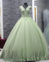 Lace V-neck Cap Sleeve Tulle Ball Gown