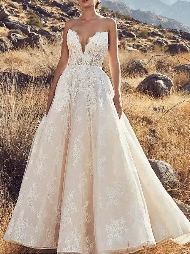 A-Line Wedding Dresses Strapless Floor Length Lace Tulle Sleeveless Country Sexy Luxurious Backless with Appliques - RongMoon