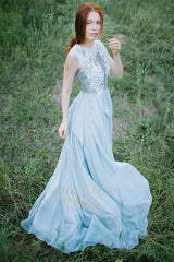 A-Line/Princess Scoop Neck Chiffon Prom Dress with Appliques Lace