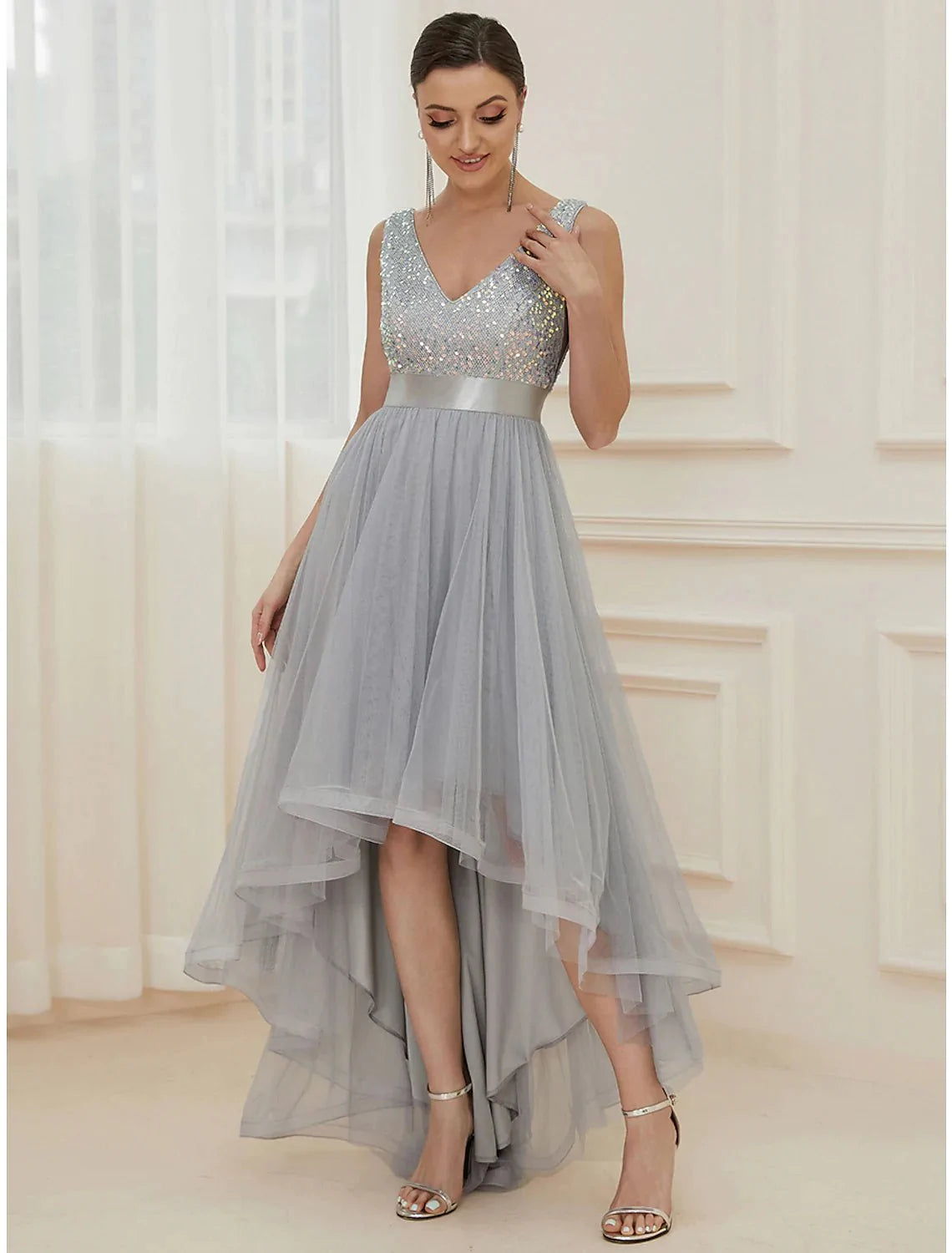A-Line Bridesmaid Dress V Neck Sleeveless Elegant Asymmetrical Sequined with Sequin / Tier - RongMoon
