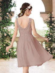A-Line Bridesmaid Dress V Neck Sleeveless Elegant Knee Length Chiffon / Lace with Pleats - RongMoon