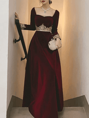 A-Line Elegant Vintage Wedding Guest Formal Evening Valentine's Day Dress Scoop Neck Long Sleeve Floor Length Velvet with Appliques - RongMoon