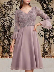 A-Line Mother of the Bride Dress Plus Size Elegant V Neck Knee Length Chiffon Lace 3/4 Length Sleeve with Beading Appliques - RongMoon