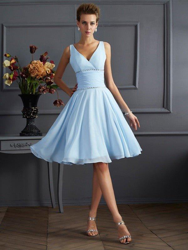 A-Line/Princess V-neck Sleeveless Pleats Short Chiffon Bridesmaid Dresses - RongMoon