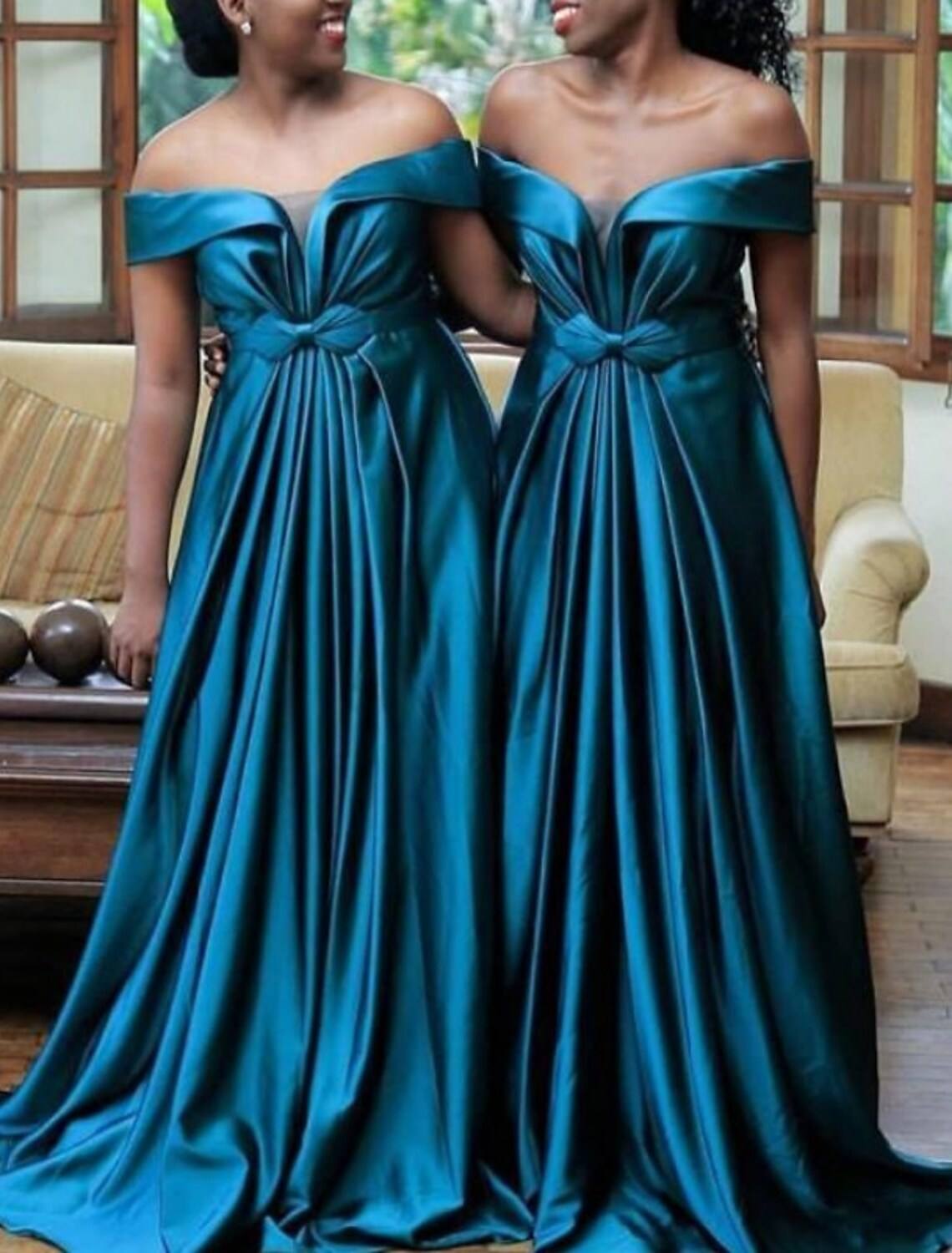 A-Line Bridesmaid Dress Off Shoulder Short Sleeve Elegant Sweep / Brush Train Spandex with Bow(s) / Pleats - RongMoon