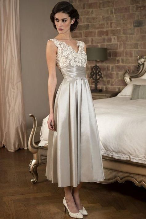 Vintage V Neck Tea Length Silver Occasion Dress with Pleated Cummerband Sexy V Neck Lace Prom Dresses   cg10865