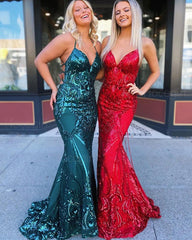 Halter Green Sequin Lace Mermaid Prom Dress   cg18084