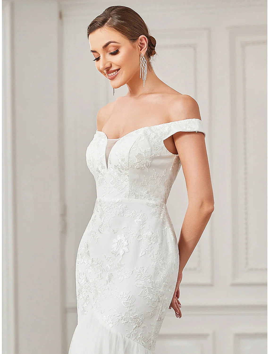 Beach Vintage Wedding Dresses Sweep / Brush Train A-Line Cap Sleeve Off Shoulder Lace With Lace Appliques