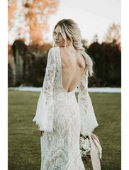 Beach Boho Wedding Dresses Mermaid / Trumpet V Neck Long Sleeve Court Train Lace Bridal Gowns With Appliques Solid Color
