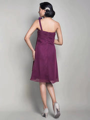 Princess / A-Line Bridesmaid Dress One Shoulder Sleeveless Floral Knee Length Chiffon with Ruched / Flower - RongMoon