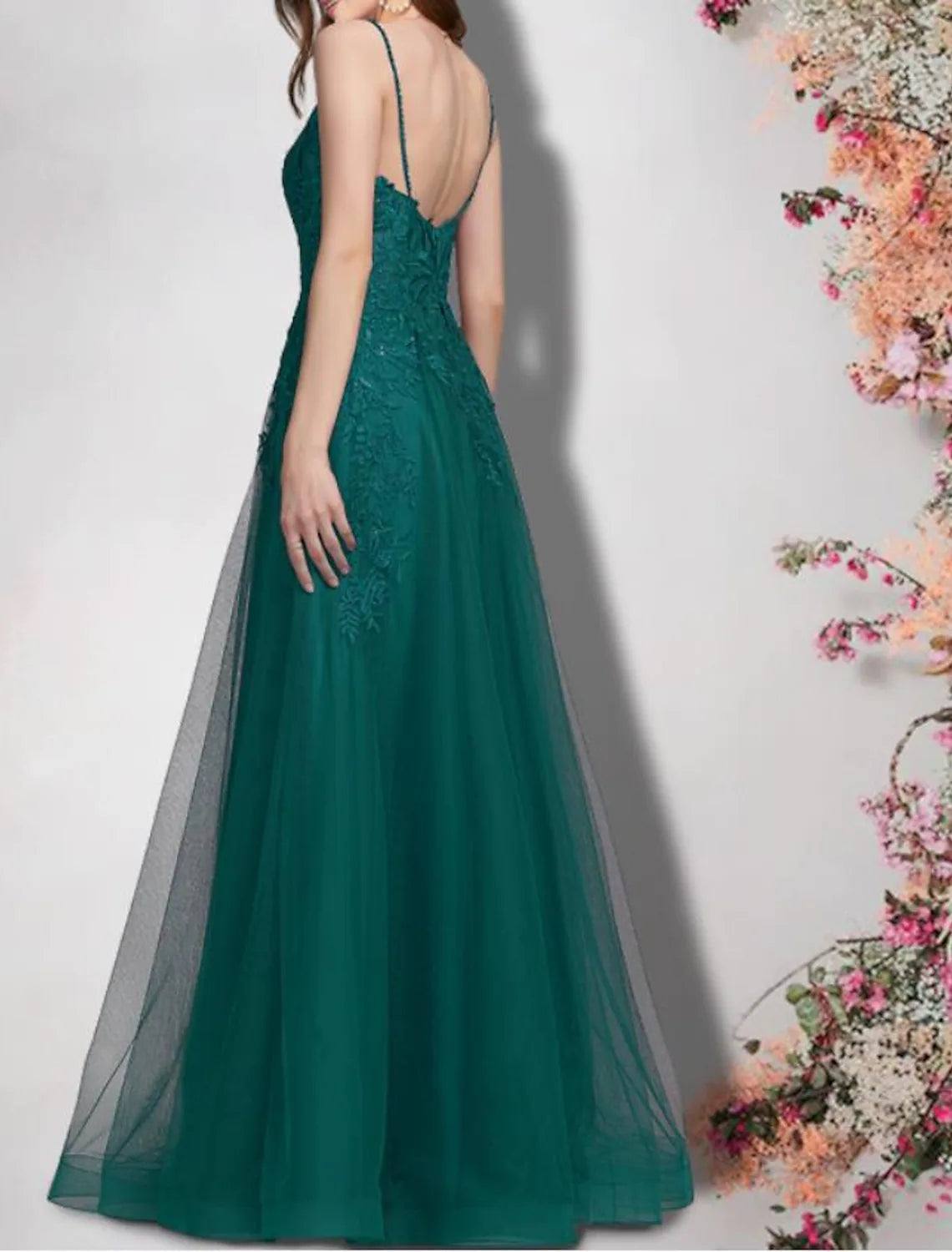 A-Line Bridesmaid Dress V Neck Sleeveless Sexy Floor Length Lace / Tulle with Appliques - RongMoon