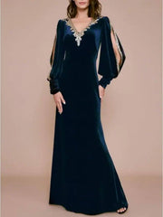 Sheath / Column Mother of the Bride Dress Elegant & Luxurious Plunging Neck Floor Length Knee Length Velvet Long Sleeve with Appliques - RongMoon