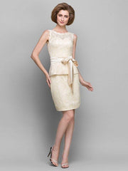 Sheath / Column Mother of the Bride Dress Vintage Inspired Scoop Neck Short / Mini Lace Sleeveless with Lace - RongMoon