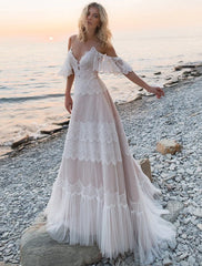 Beach Open Back Boho Wedding Dresses A-Line Off Shoulder Camisole Spaghetti Strap Sweep / Brush Train Lace Bridal Gowns With Lace